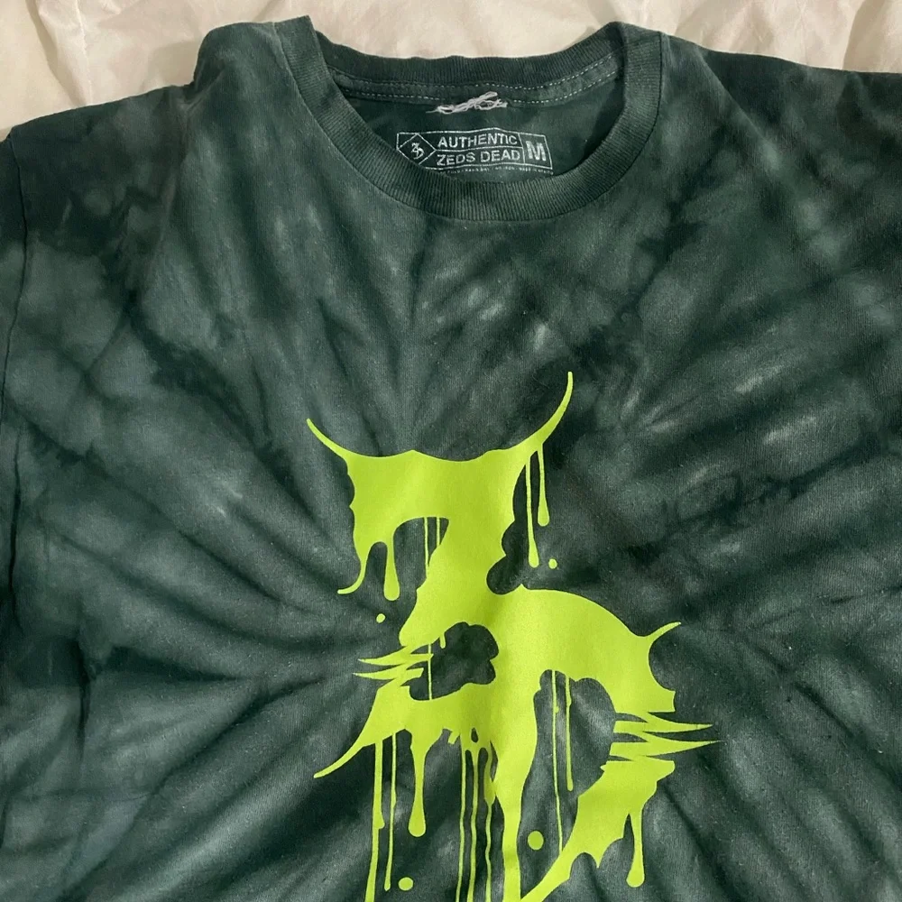 Zeds Dead Green Skeletons T-Shirt - Picture 3 of 6